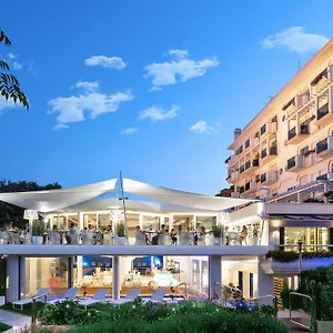 Atlantic & 4*, Riccione Italien